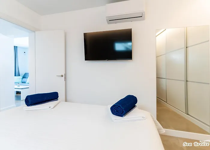 Апартаменты 2 Sea Breeze