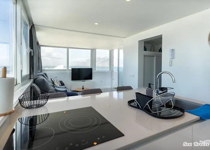 2 Sea Breeze Апартаменты