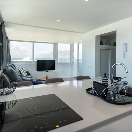 2 Sea Breeze Apartamento